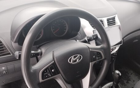 Hyundai Solaris II рестайлинг, 2016 год, 697 000 рублей, 16 фотография