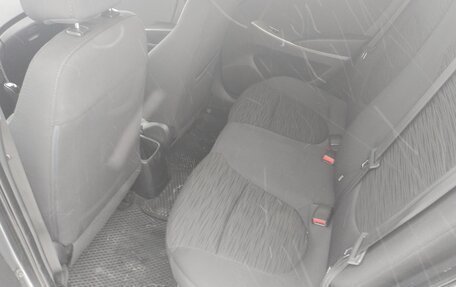 Hyundai Solaris II рестайлинг, 2016 год, 697 000 рублей, 18 фотография