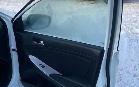 Hyundai Solaris II рестайлинг, 2016 год, 1 320 000 рублей, 16 фотография