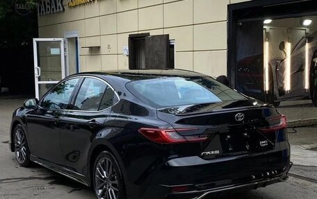 Toyota Camry, 2025 год, 4 200 000 рублей, 3 фотография