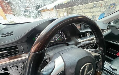 Lexus ES VII, 2016 год, 2 600 000 рублей, 18 фотография