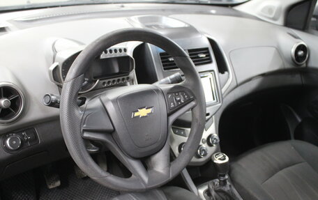 Chevrolet Aveo III, 2013 год, 594 000 рублей, 10 фотография