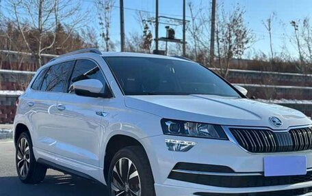 Skoda Karoq I, 2022 год, 1 600 000 рублей, 3 фотография