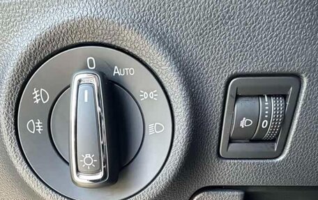 Skoda Karoq I, 2022 год, 1 600 000 рублей, 14 фотография