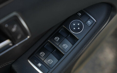 Mercedes-Benz E-Класс, 2015 год, 1 999 000 рублей, 25 фотография