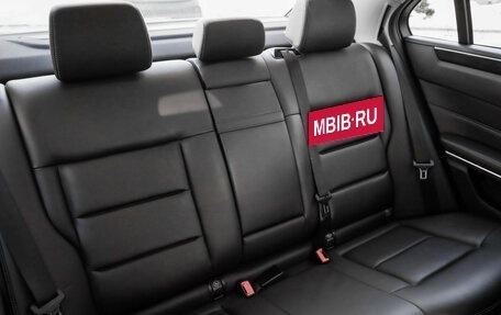 Mercedes-Benz E-Класс, 2015 год, 1 999 000 рублей, 28 фотография