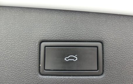 Volkswagen Tiguan II, 2022 год, 3 200 000 рублей, 15 фотография