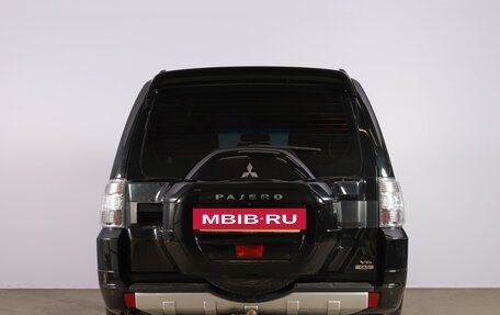 Mitsubishi Pajero IV, 2015 год, 3 099 000 рублей, 6 фотография