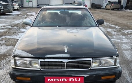 Nissan Laurel VIII, 1989 год, 300 000 рублей, 1 фотография