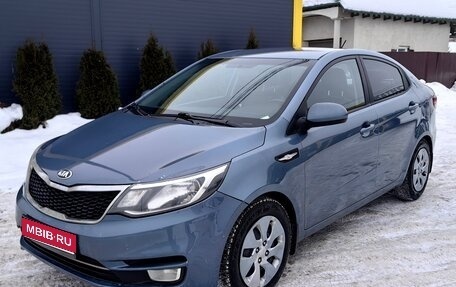 KIA Rio III рестайлинг, 2015 год, 990 000 рублей, 1 фотография