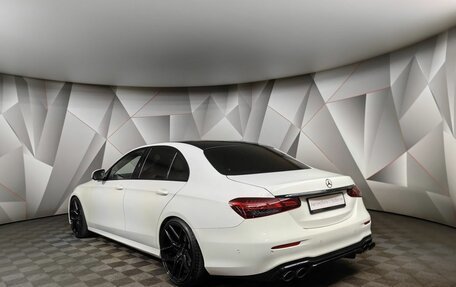 Mercedes-Benz E-Класс, 2021 год, 4 100 000 рублей, 4 фотография