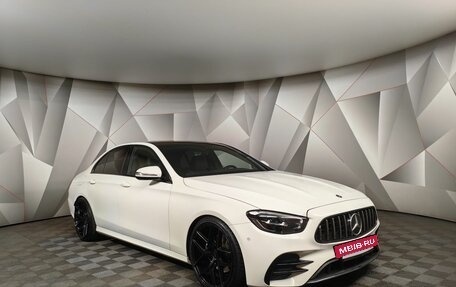 Mercedes-Benz E-Класс, 2021 год, 4 100 000 рублей, 3 фотография