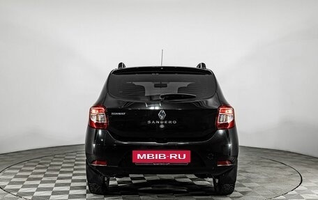 Renault Sandero II рестайлинг, 2015 год, 900 000 рублей, 4 фотография