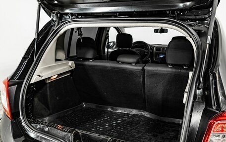 Renault Sandero II рестайлинг, 2015 год, 900 000 рублей, 23 фотография