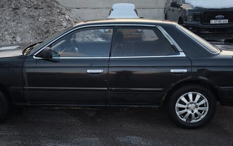 Nissan Laurel VIII, 1989 год, 300 000 рублей, 4 фотография