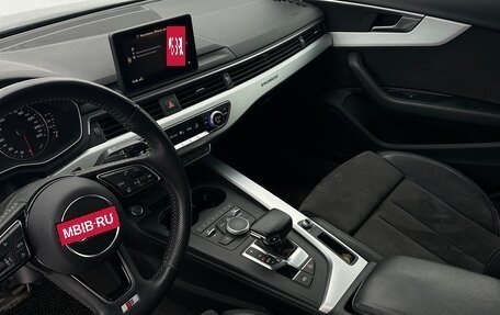 Audi A4, 2018 год, 2 900 000 рублей, 13 фотография