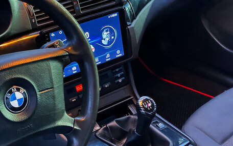 BMW 3 серия, 2002 год, 450 000 рублей, 13 фотография