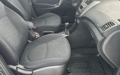 Hyundai Solaris II рестайлинг, 2014 год, 920 000 рублей, 10 фотография