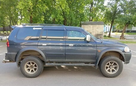 Mitsubishi Pajero Sport II рестайлинг, 2001 год, 350 000 рублей, 3 фотография