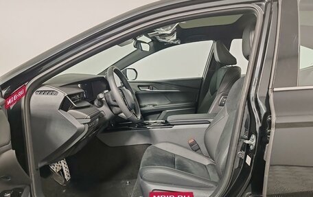 Toyota Camry, 2025 год, 5 590 000 рублей, 13 фотография