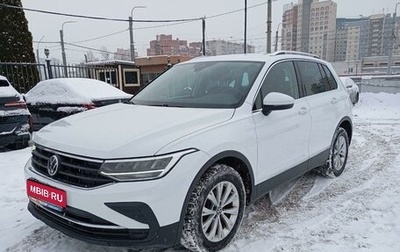 Volkswagen Tiguan II, 2021 год, 3 440 000 рублей, 1 фотография