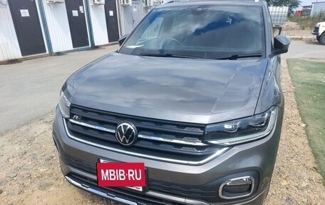 Volkswagen T-Cross I, 2021 год, 2 100 000 рублей, 19 фотография