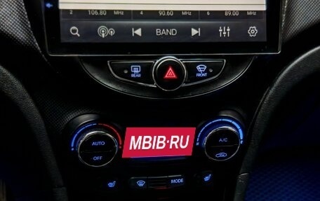 Hyundai Solaris II рестайлинг, 2012 год, 710 000 рублей, 10 фотография