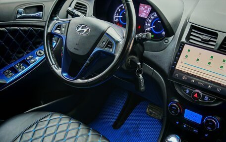 Hyundai Solaris II рестайлинг, 2012 год, 710 000 рублей, 22 фотография