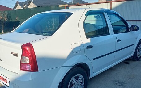 Renault Logan I, 2011 год, 430 000 рублей, 2 фотография