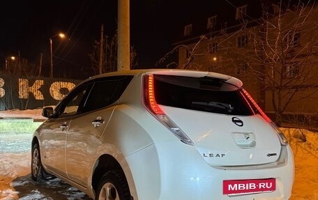 Nissan Leaf I, 2011 год, 585 000 рублей, 7 фотография
