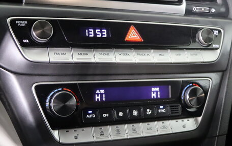 Hyundai Sonata VII, 2019 год, 1 919 990 рублей, 20 фотография