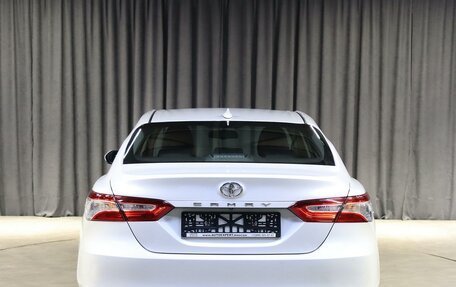 Toyota Camry, 2021 год, 2 099 000 рублей, 13 фотография