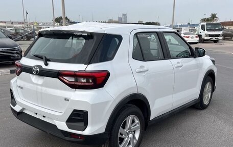 Toyota Raize I, 2026 год, 2 250 000 рублей, 4 фотография