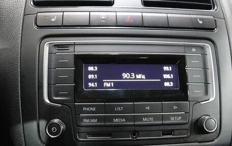 Volkswagen Polo VI (EU Market), 2016 год, 1 250 000 рублей, 18 фотография