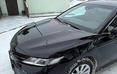 Toyota Camry, 2020 год, 2 800 000 рублей, 2 фотография