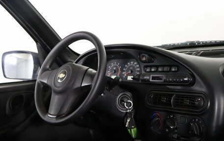 Chevrolet Niva I рестайлинг, 2015 год, 649 990 рублей, 11 фотография