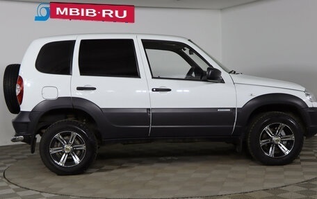 Chevrolet Niva I рестайлинг, 2015 год, 649 990 рублей, 4 фотография