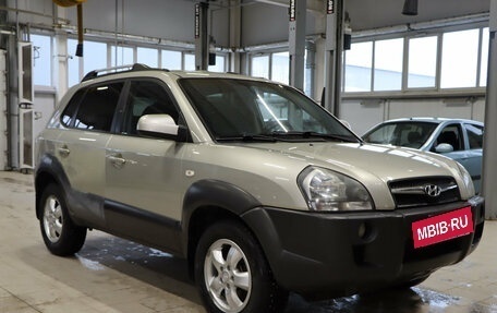 Hyundai Tucson III, 2008 год, 759 990 рублей, 3 фотография