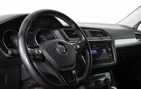 Volkswagen Tiguan II, 2020 год, 2 169 990 рублей, 9 фотография