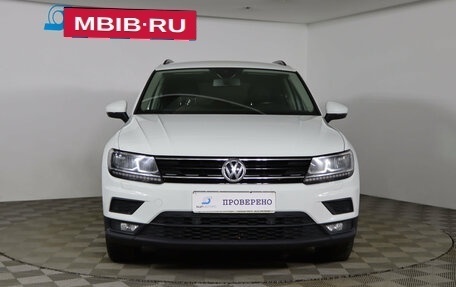 Volkswagen Tiguan II, 2020 год, 2 169 990 рублей, 2 фотография