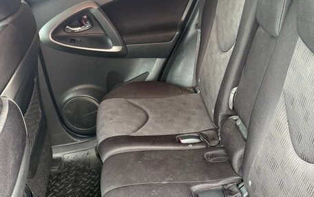 Toyota RAV4, 2010 год, 1 350 000 рублей, 17 фотография