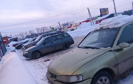 Opel Vectra B рестайлинг, 1996 год, 35 000 рублей, 3 фотография