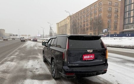 Cadillac Escalade V, 2021 год, 9 500 000 рублей, 4 фотография