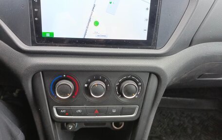 Chery Tiggo 3 I, 2018 год, 1 000 000 рублей, 13 фотография