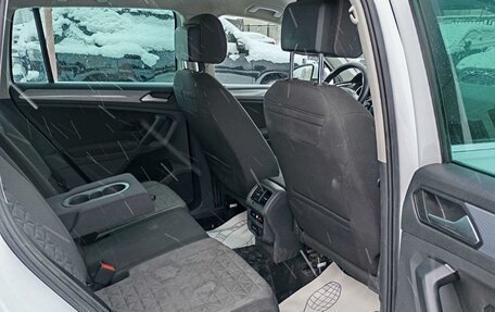 Volkswagen Tiguan II, 2021 год, 3 440 000 рублей, 15 фотография