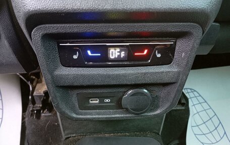 Volkswagen Tiguan II, 2021 год, 3 440 000 рублей, 14 фотография