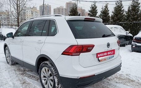 Volkswagen Tiguan II, 2021 год, 3 440 000 рублей, 3 фотография