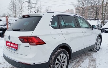 Volkswagen Tiguan II, 2021 год, 3 440 000 рублей, 4 фотография