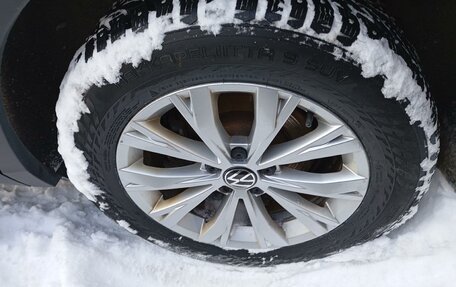 Volkswagen Tiguan II, 2021 год, 3 440 000 рублей, 25 фотография