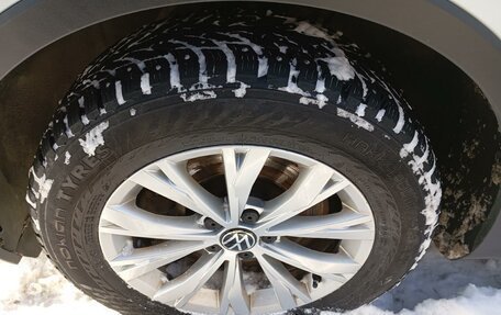 Volkswagen Tiguan II, 2021 год, 3 440 000 рублей, 22 фотография